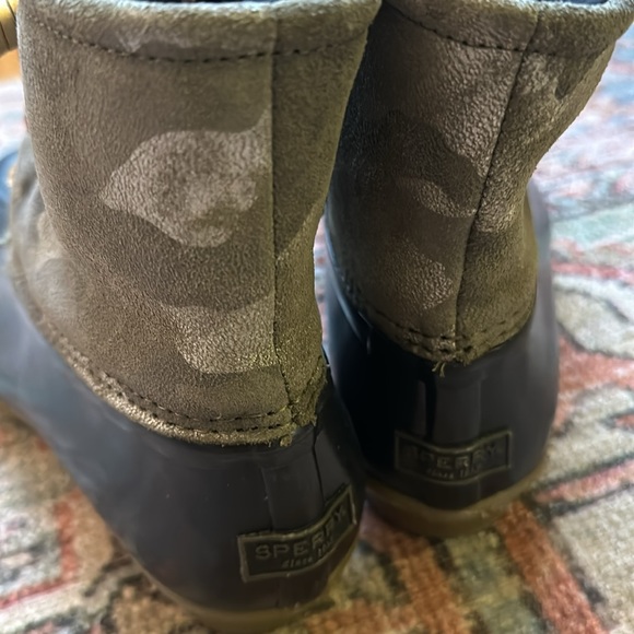 Sperry Rain Camo print Duck Boots - Picture 4 of 6